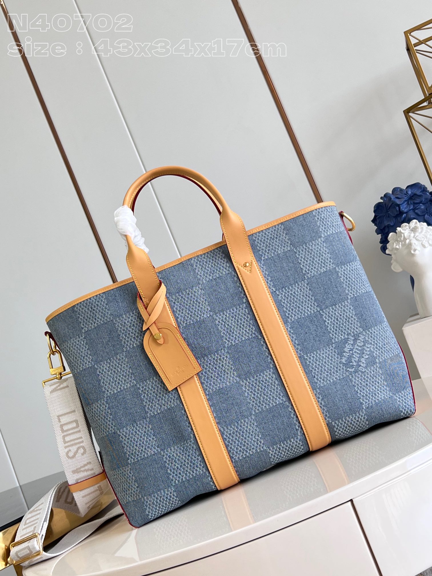 Louis Vuitton Shopping Bags